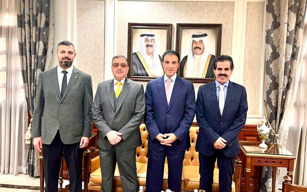 وفد الجمعية الكويتية لمتابعة وتقييم الأداء البرلماني يلتقي بمندوب دولة الكويت الدائم لدى جامعة الدول العربية